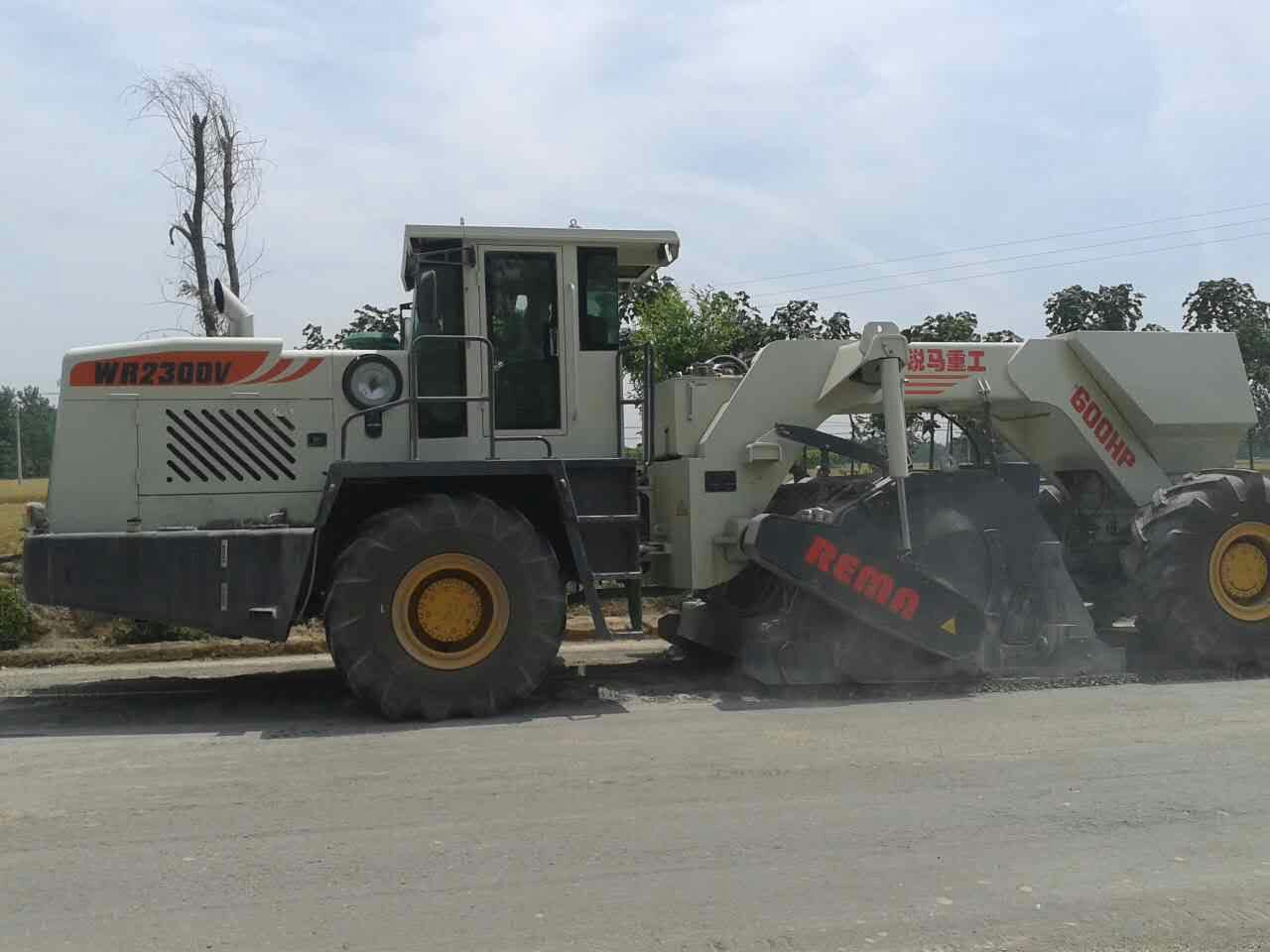 WR2300V，淮陽省道冷再生